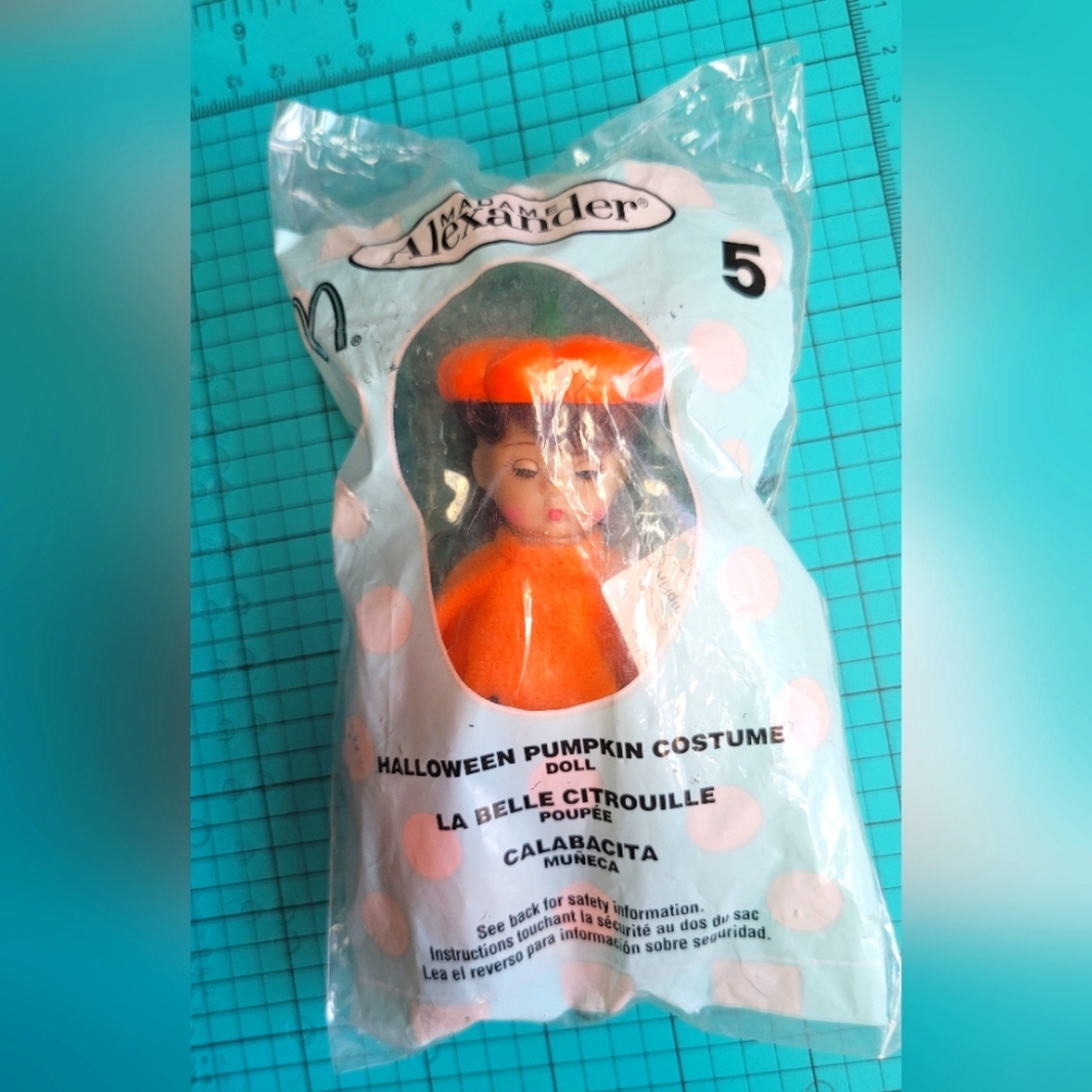 Madame Alexander Halloween Pumpkin Costume Doll. McDonald's toy 2003